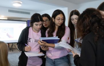 Kateryna Biloruska Foundation - fem-d1-109